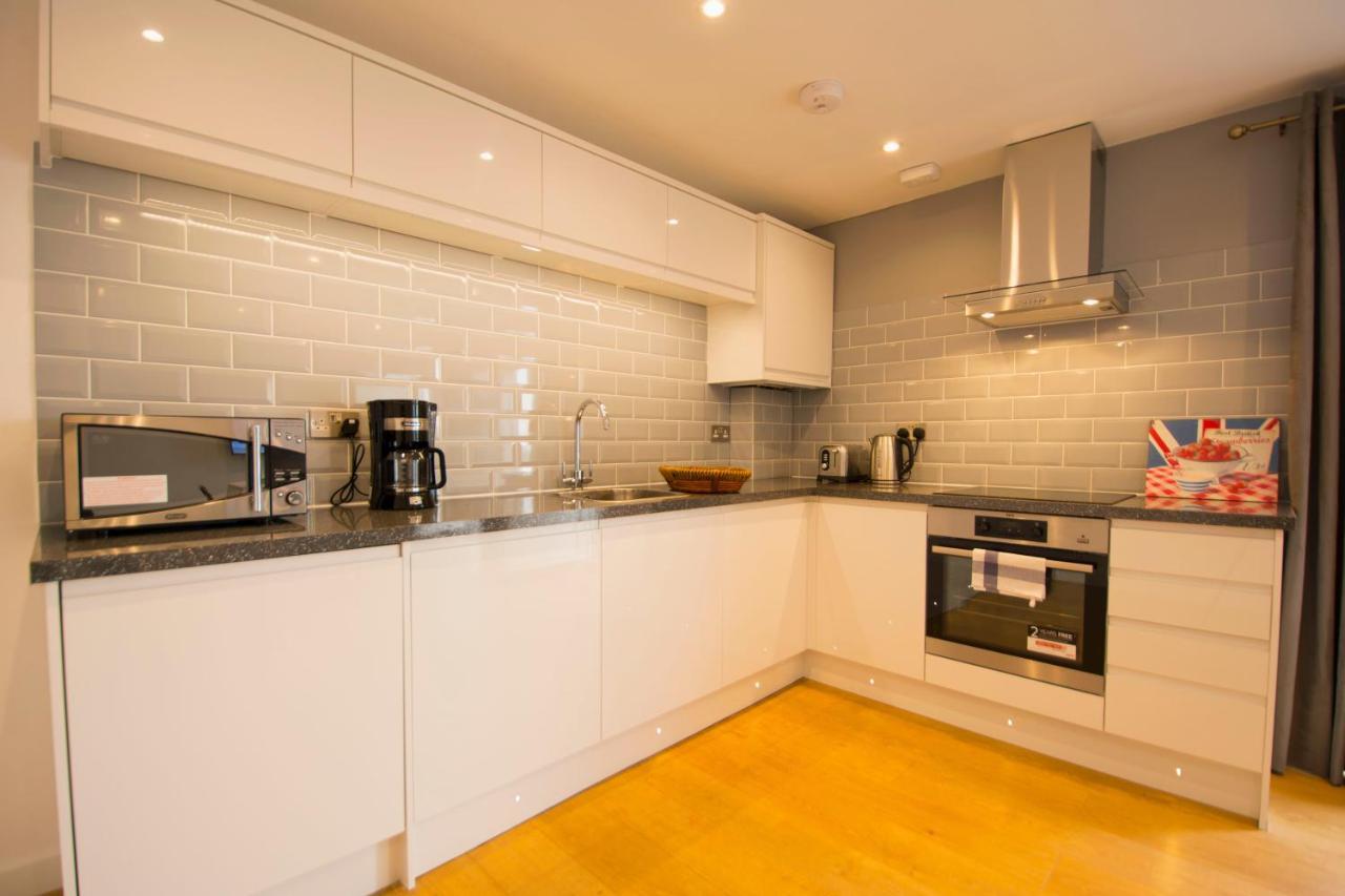 London Deluxe Apartments Mitcham Dış mekan fotoğraf