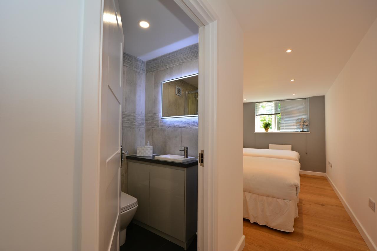 London Deluxe Apartments Mitcham Dış mekan fotoğraf
